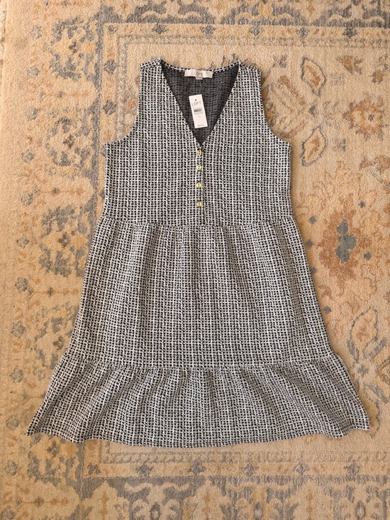LOFT Dresses & Skirts - Loft Textured Button Front Flounce Sleeveless Dress NWT Size XS V Neck #preppy